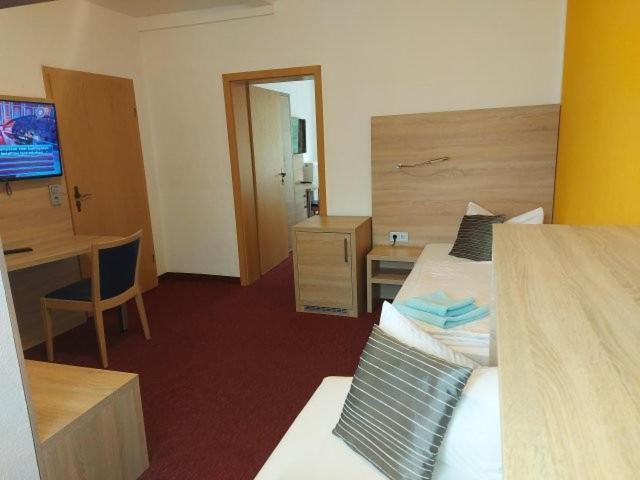 Landguthotel Hotel-Pension Sperlingshof Dallgow-Doeberitz Exteriör bild