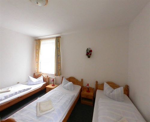 Landguthotel Hotel-Pension Sperlingshof Dallgow-Doeberitz Exteriör bild