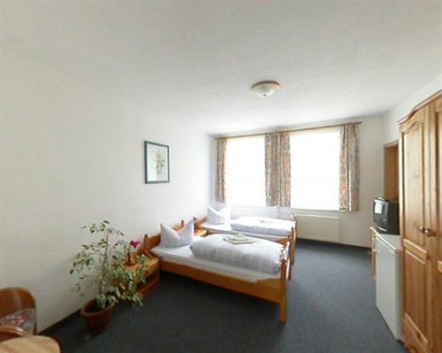 Landguthotel Hotel-Pension Sperlingshof Dallgow-Doeberitz Exteriör bild